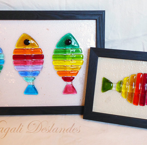 Tableau 1 poisson, 38€ - 3 poissons, 58€ - Verre, encadrement bois