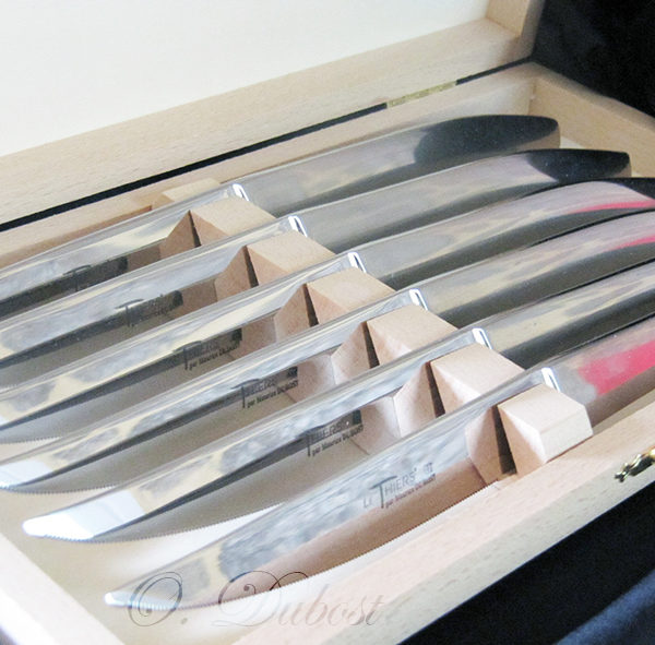 Coffret couteaux Thiers de table - Inox - 90€