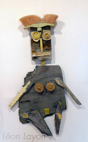 Pétroleuse 11 - H 93cm - 10€/mois - 100 €