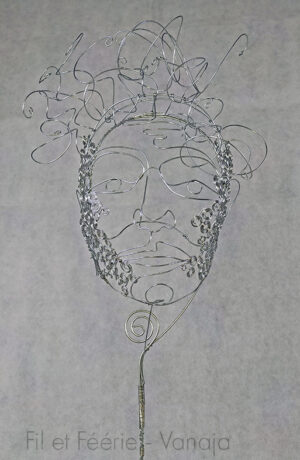 Visage 2 - H65cm - 10€/mois - 350 €