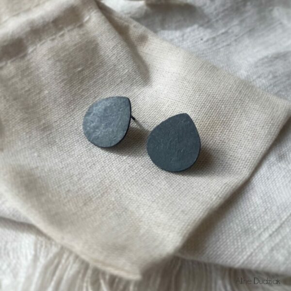 Boucles d’oreilles Gouttes / Anthracite  - Argent 925 oxydé.