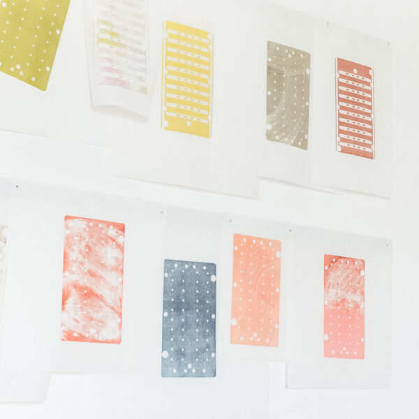 Emilie Hirayama - Dernier tirage - Monotypes sur papier d'emballage - 2024 ADAGP