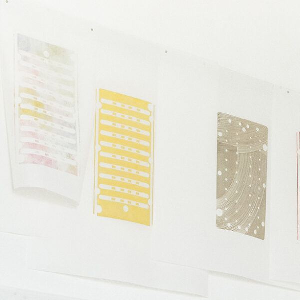 Emilie Hirayama - Dernier tirage - Monotypes sur papier d'emballage - 2024 ADAGP